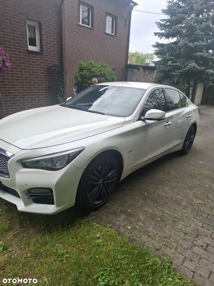 Infiniti Q50 2.0t Premium Sound Studio by Bose - 2