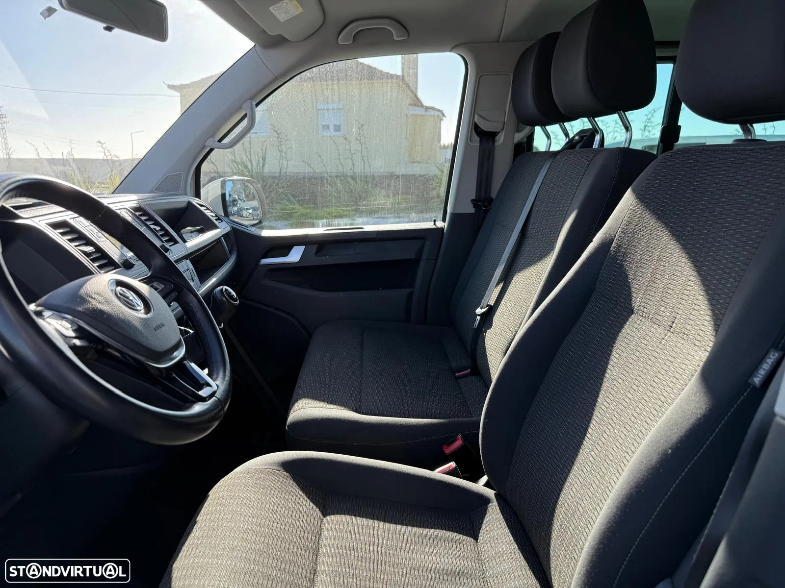 VW Caravelle 2.0 TDi BM Longa Comfortline - 20