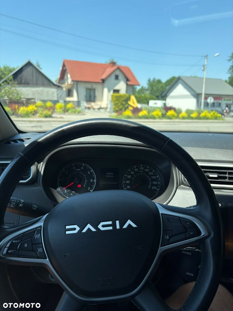 Dacia Duster 1.3 TCe Journey 4WD - 34