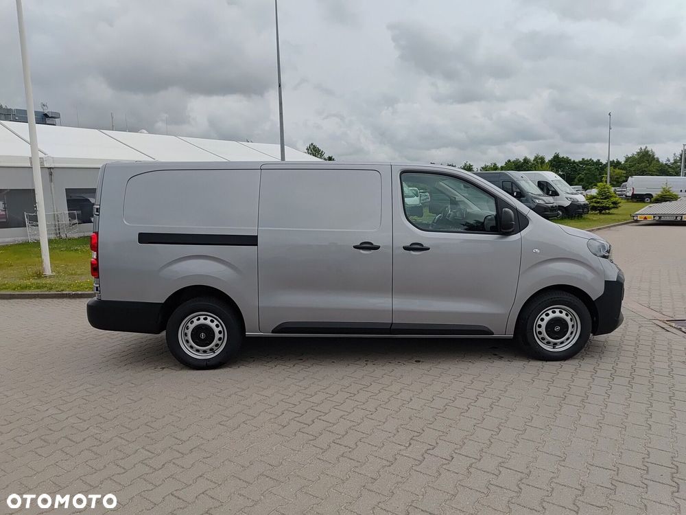 Opel Vivaro Vivaro Furgon XL Diesel 2.2 150 KM Manual - 7