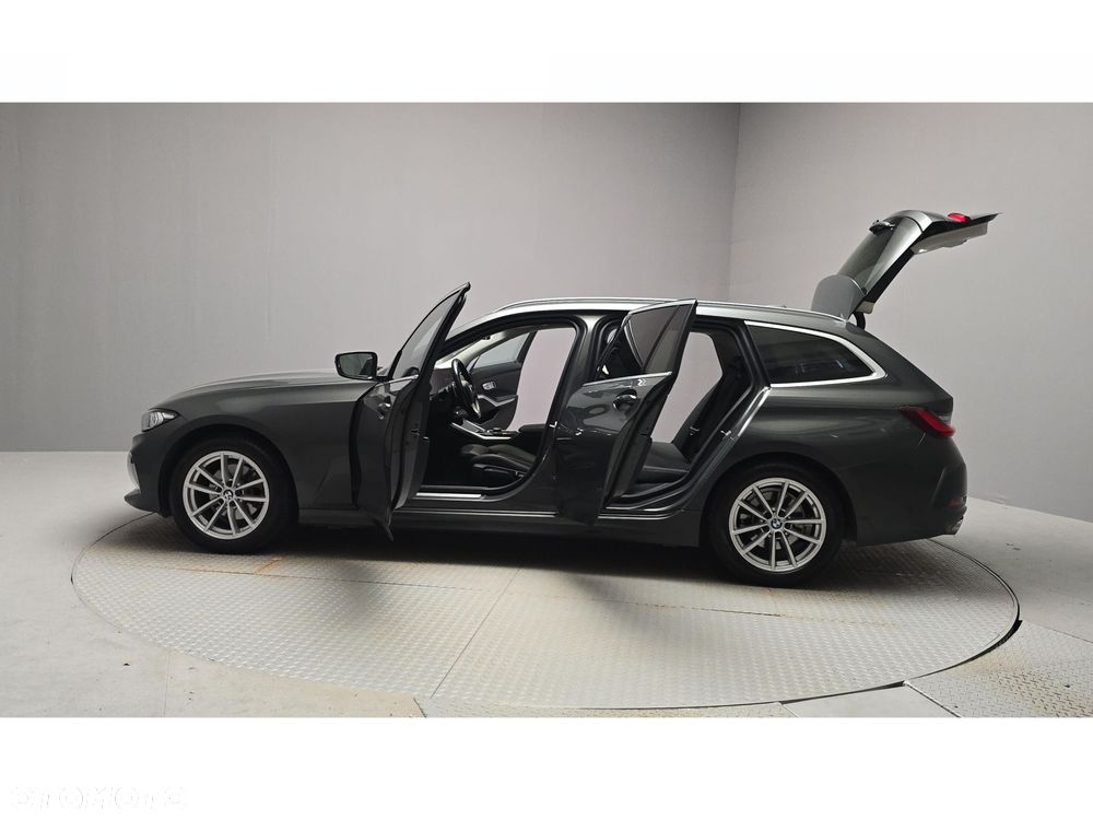 BMW Seria 3 - 10