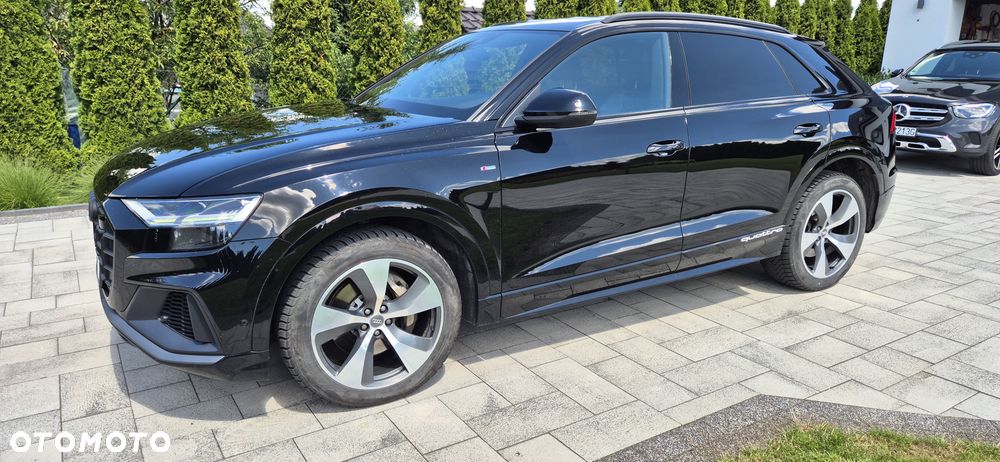 Audi Q8 - 2