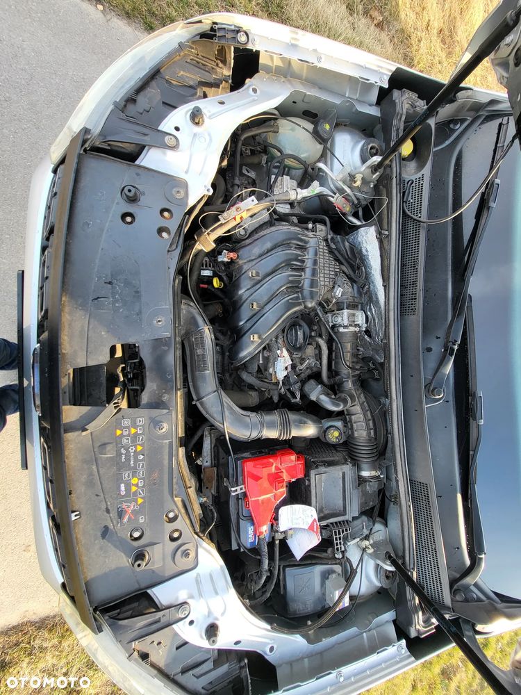 Dacia Duster 1.6 SCe Essential - 34