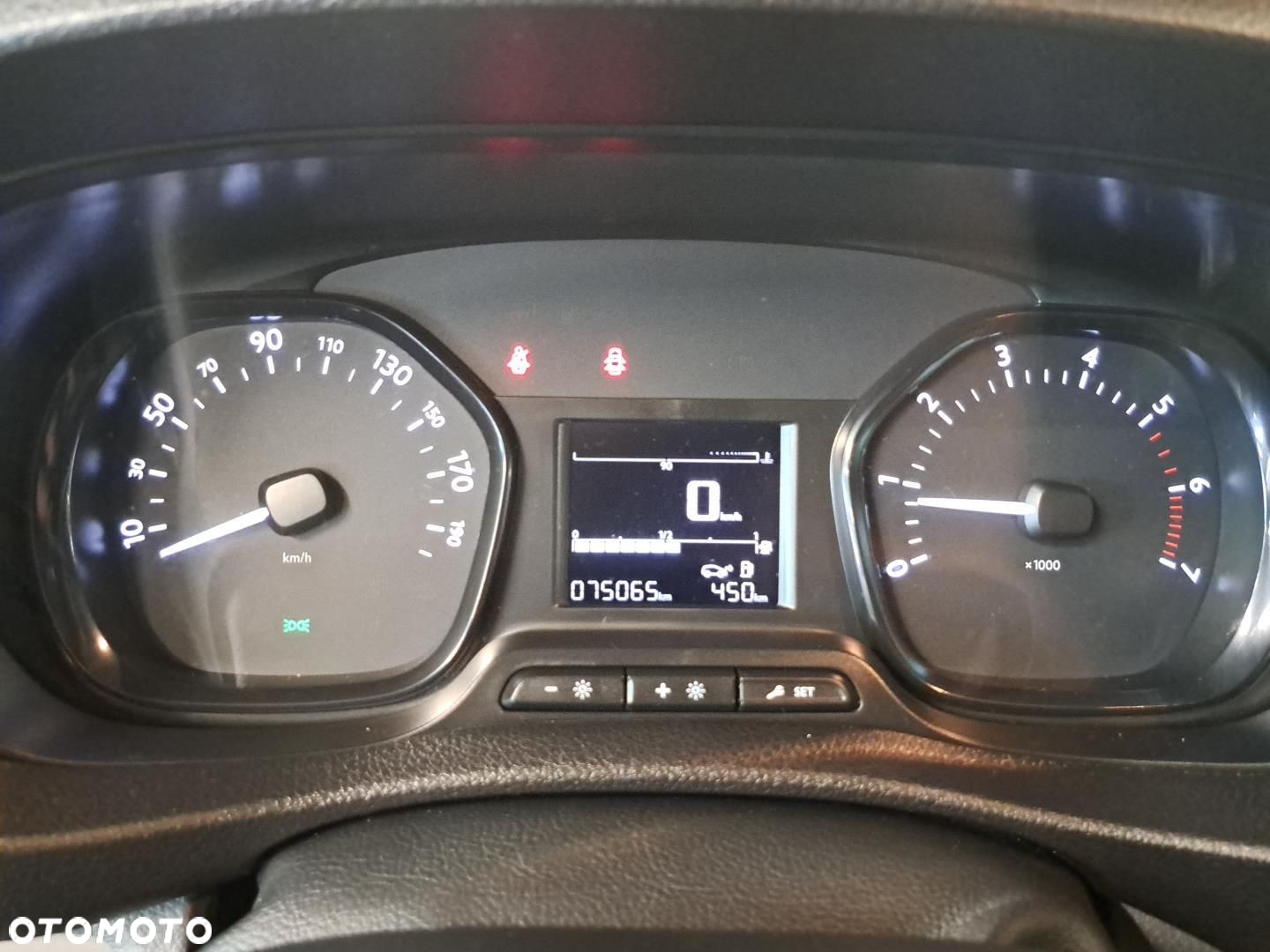 Toyota PROACE - 16