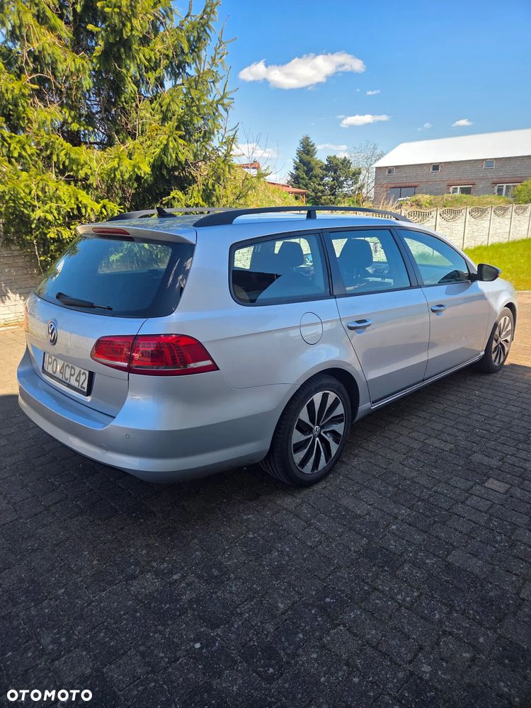 Volkswagen Passat 2.0 TDI Comfortline DSG - 6