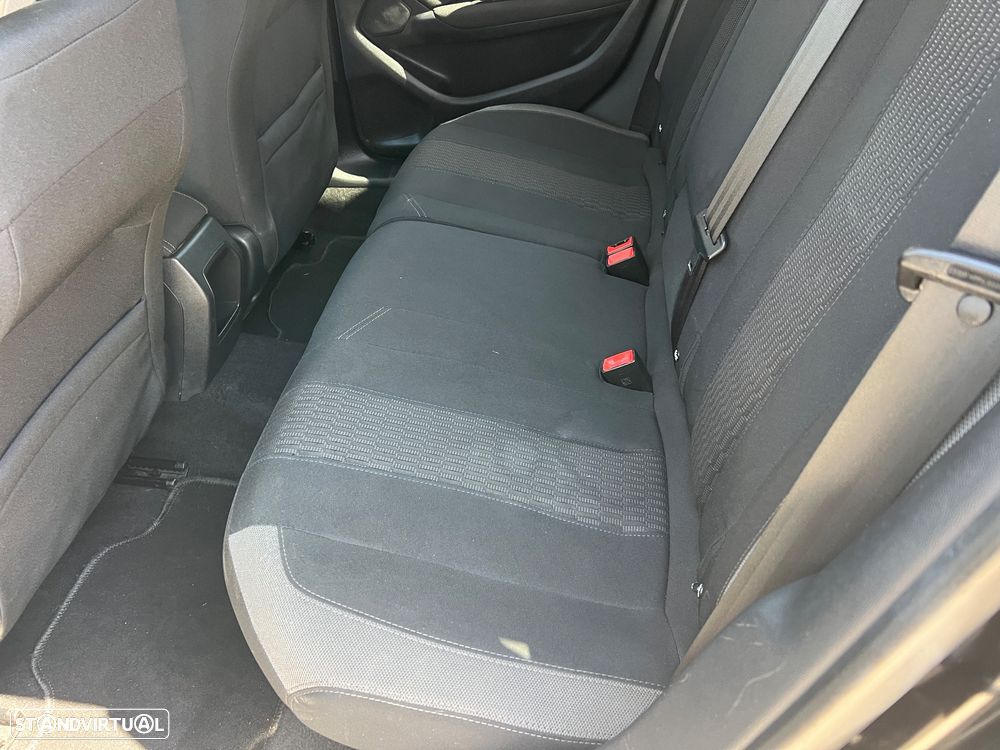 Peugeot 308 SW 1.2 PureTech Style J17 - 17