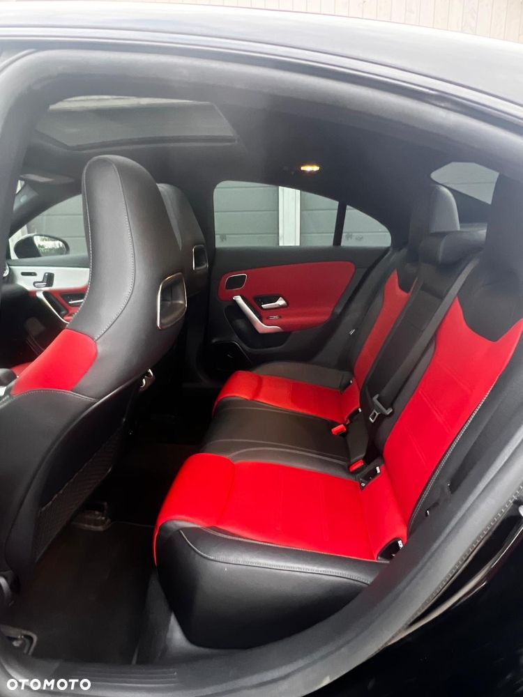 Mercedes-Benz CLA AMG 45 4Matic+ B AMG Speedsh 8G-DCT - 18