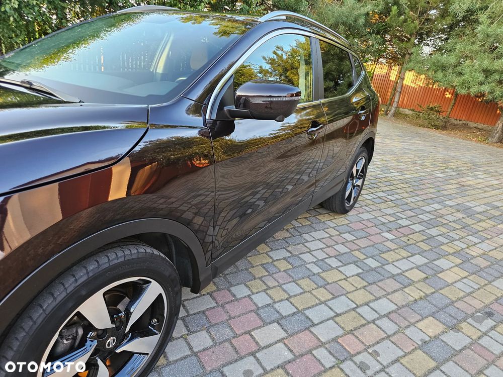 Nissan Qashqai 1.6 DIG-T Tekna+ - 4