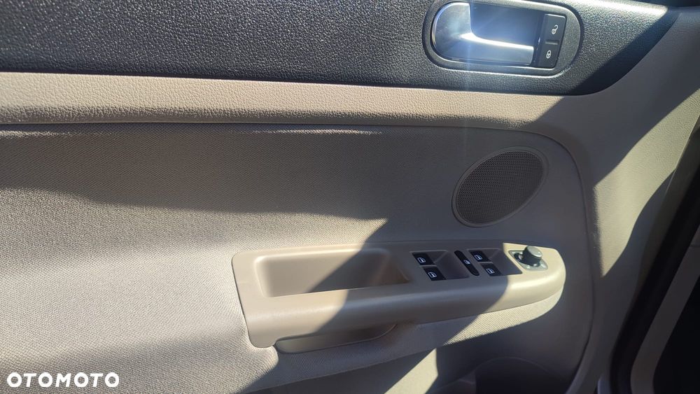 Volkswagen Golf Plus 1.4 TSI DSG Comfortline - 20