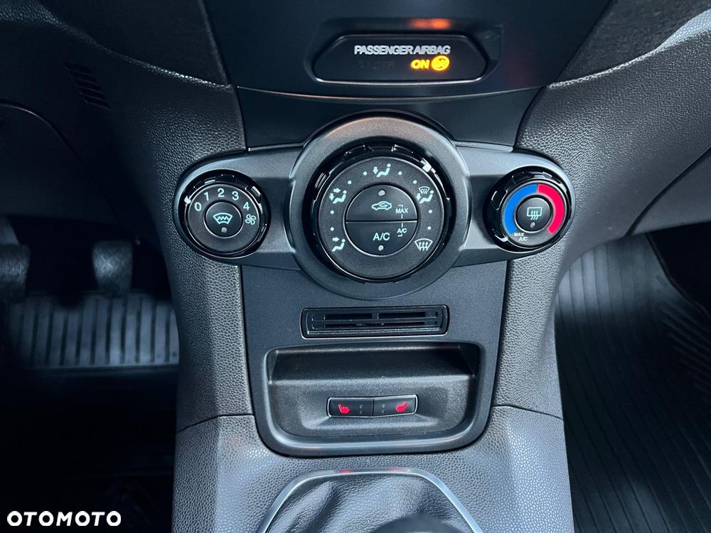Ford Fiesta - 18