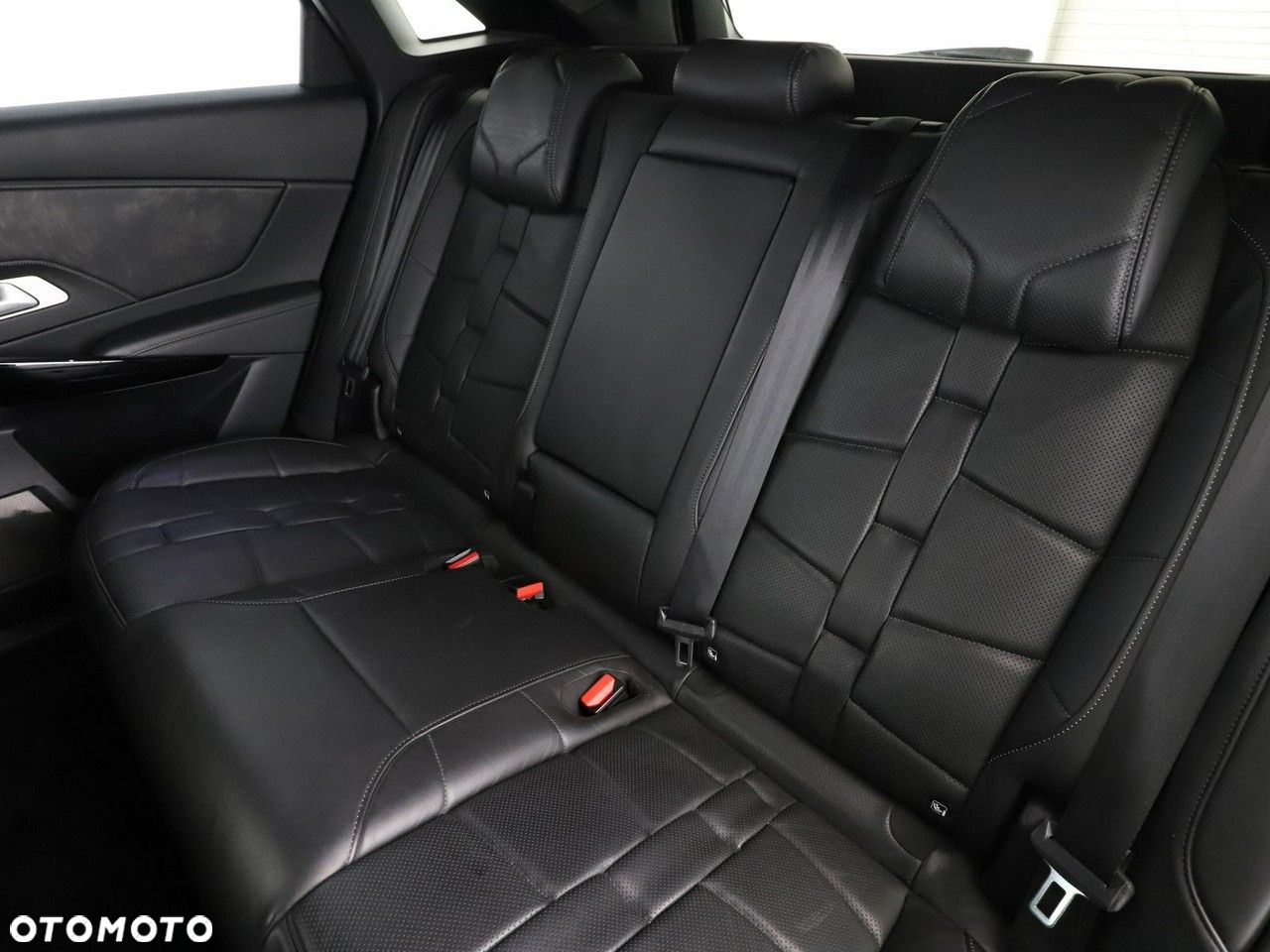 DS Automobiles DS 7 Crossback 1.6 E-Tense Grand Chic - 17
