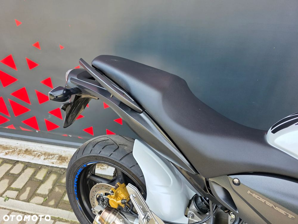 Honda Hornet - 21