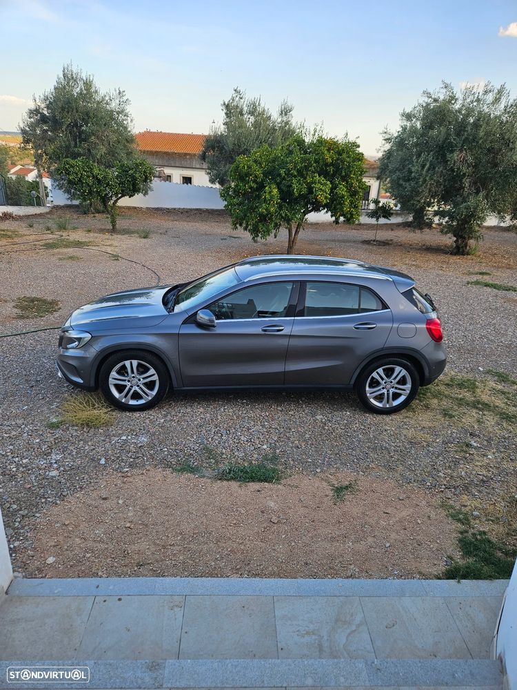 Mercedes-Benz GLA 180 CDI - 18