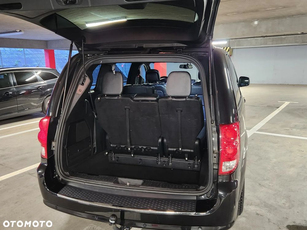 Dodge Grand Caravan 3.6 R/T - 5