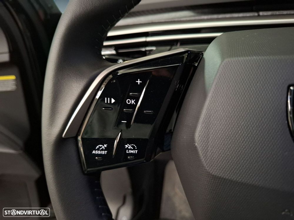 Peugeot 3008 1.2 Hybrid Allure e-DCS6 - 16