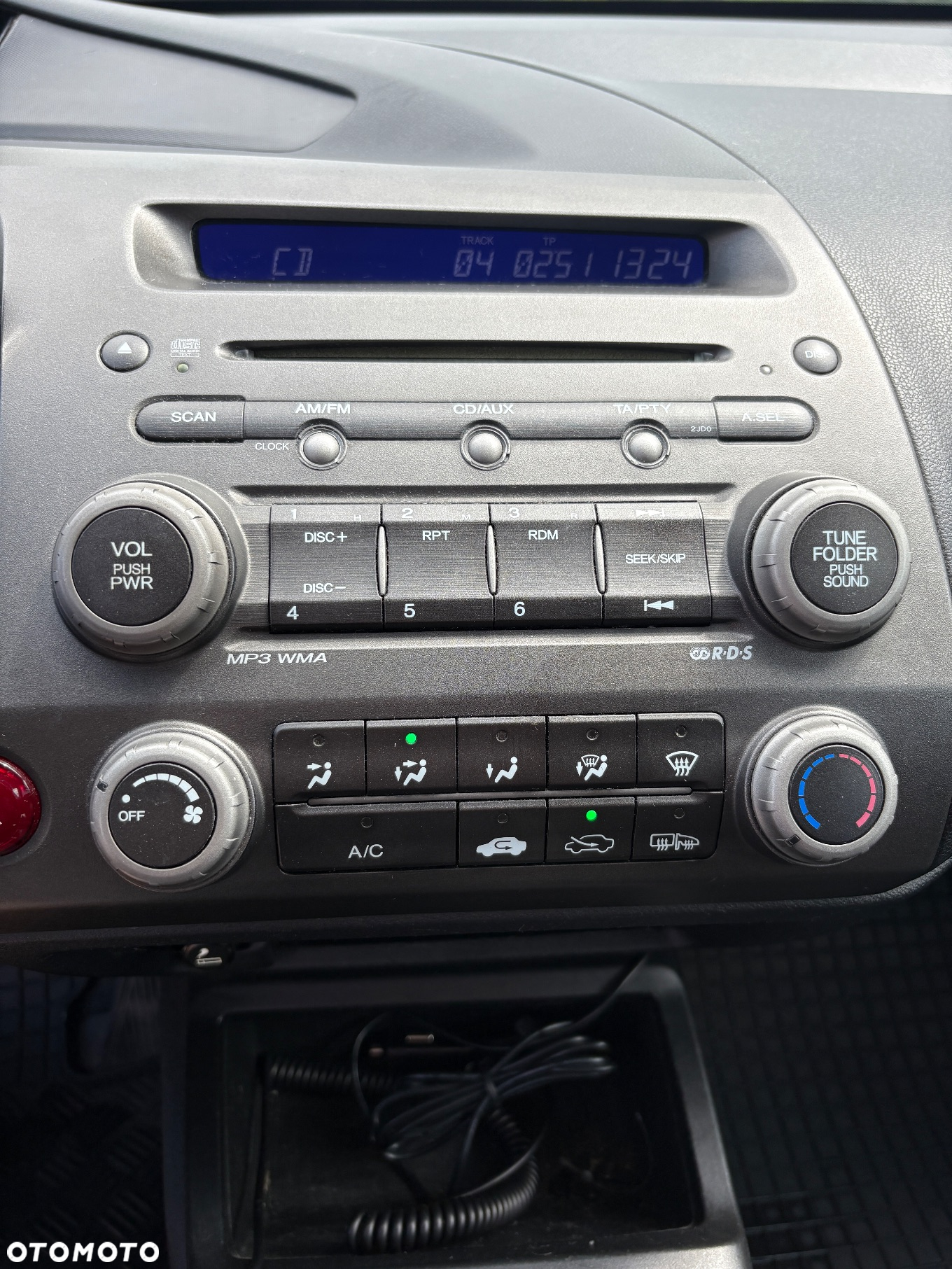 Honda Civic 1.8 Base - 11