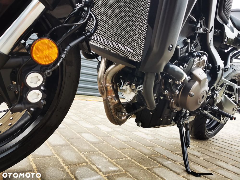 Yamaha XSR - 37