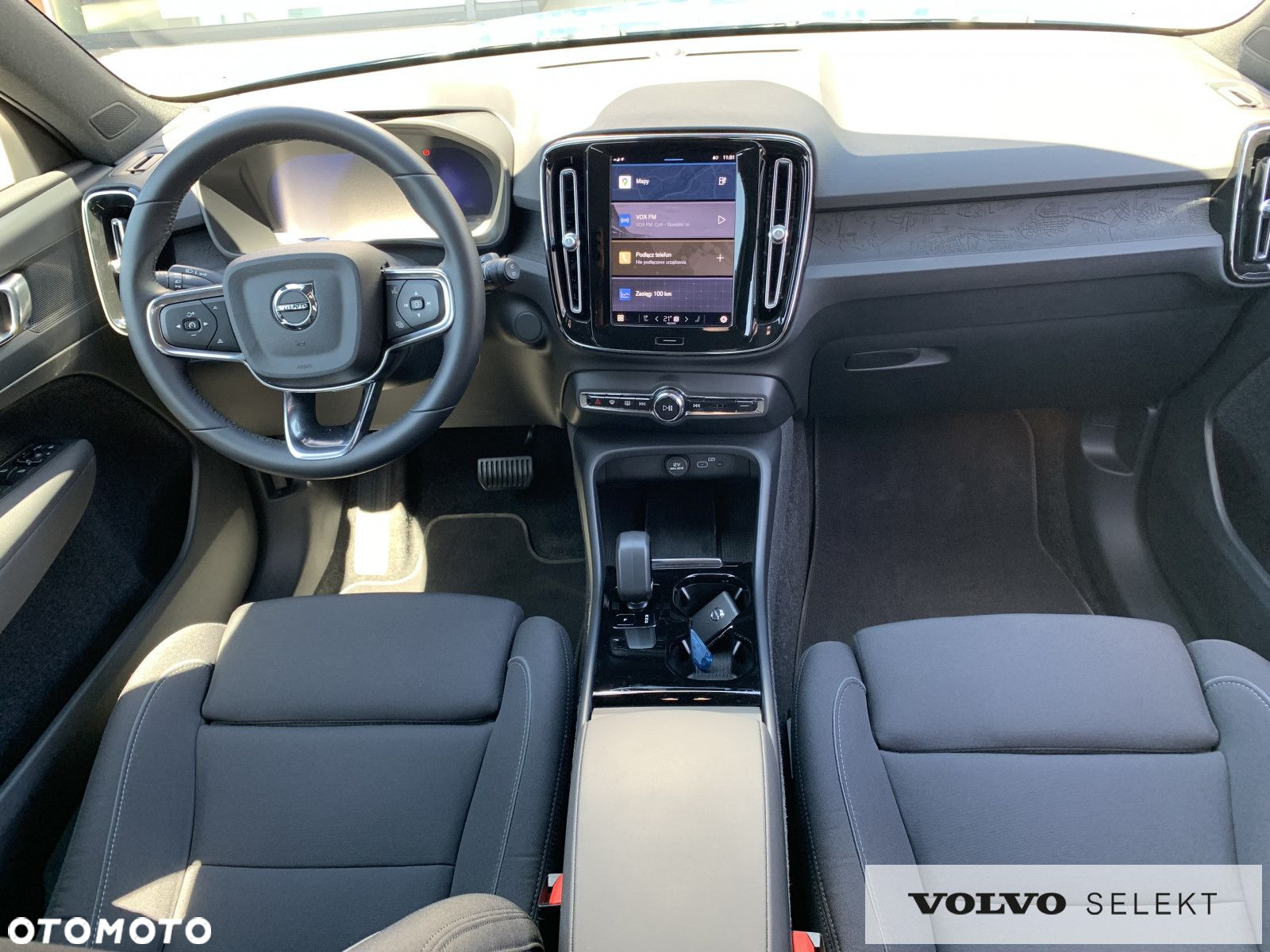 Volvo XC 40 - 25