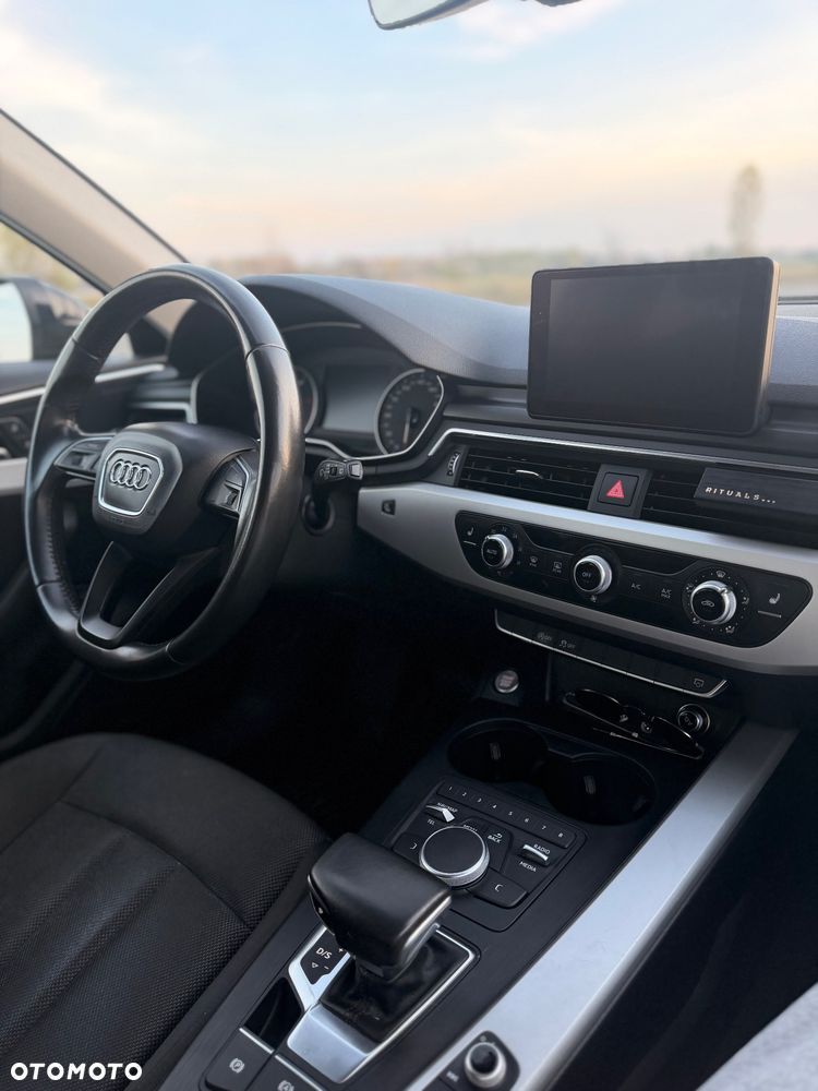 Audi A4 Avant - 6