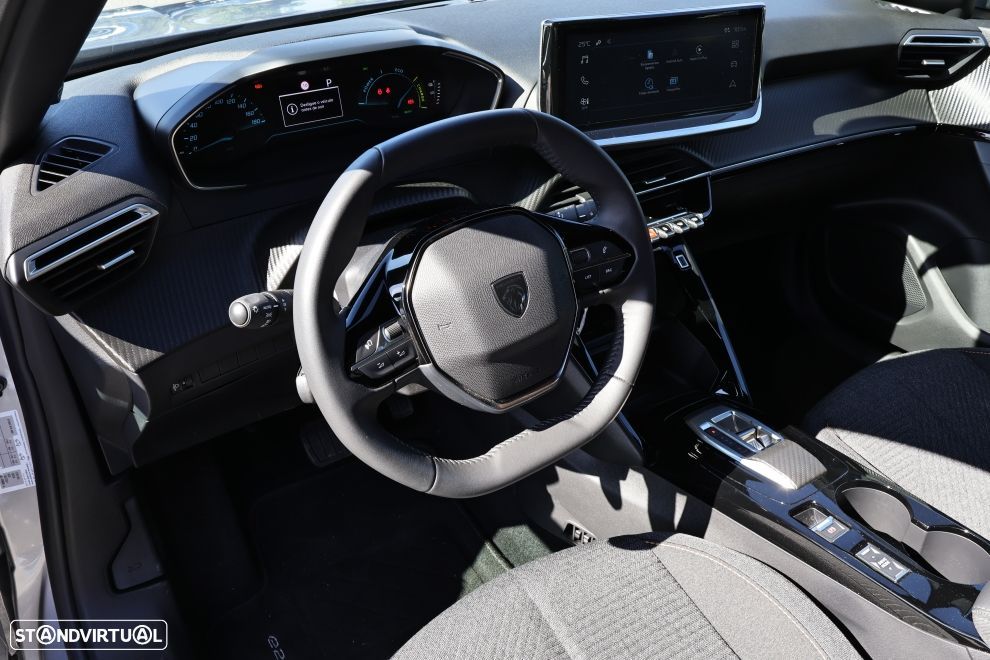 Peugeot e-2008 54 kWh Style - 12
