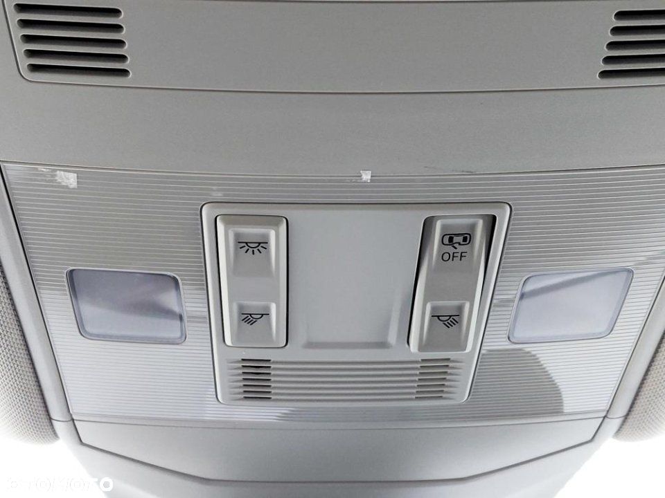 Volkswagen T-Cross - 12