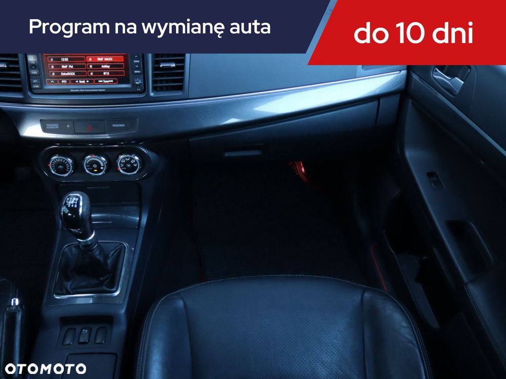 Mitsubishi Lancer - 10