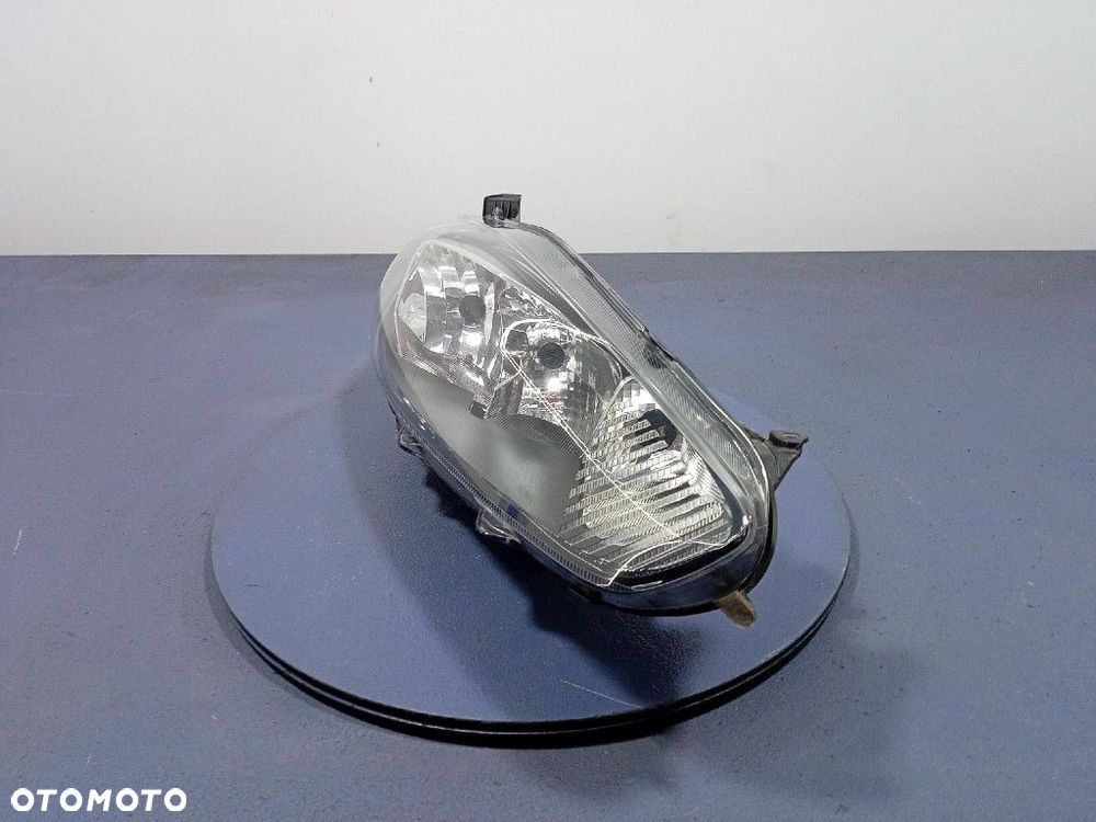 FORD FIESTA MK7 LIFT 12-17 REFLEKTOR PRAWY C1BB-13W029-AG - 2