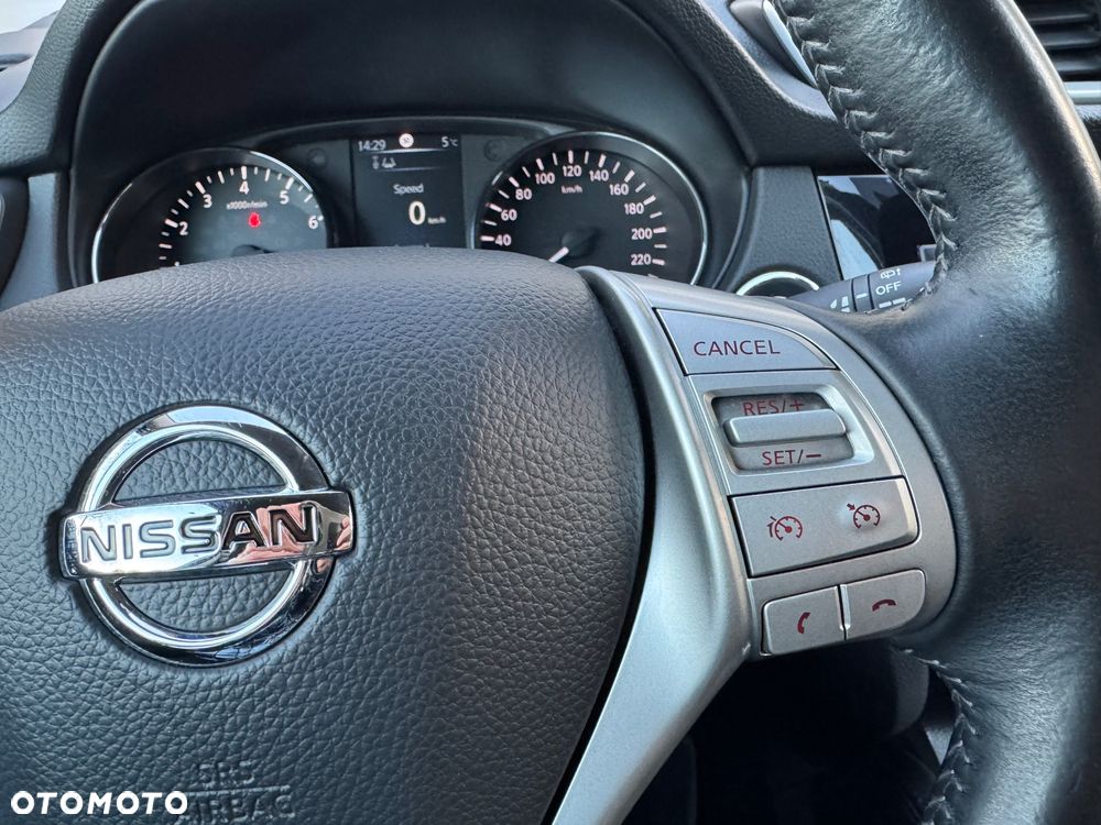 Nissan Qashqai - 24