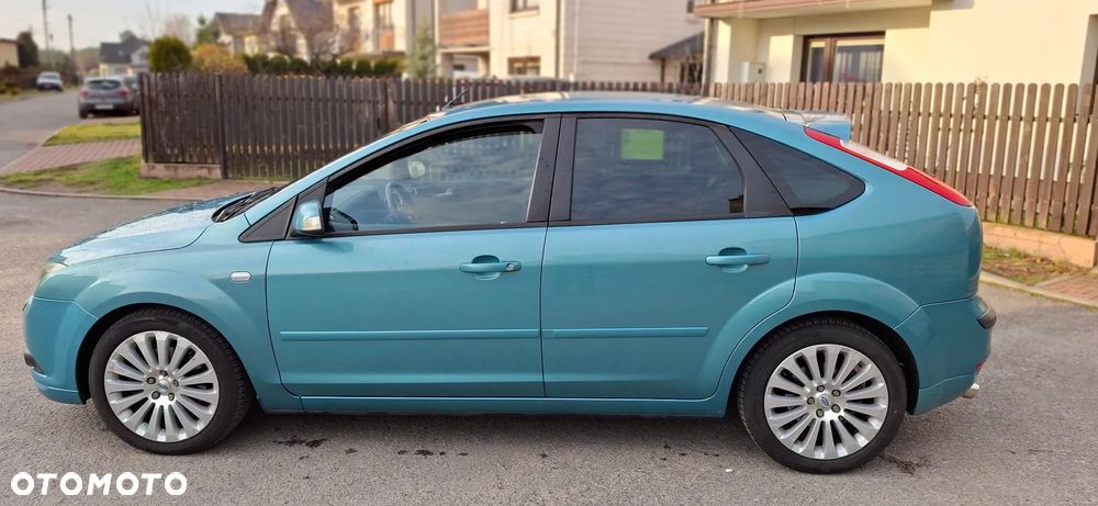 Ford Focus 2.0 16V Titanium - 7