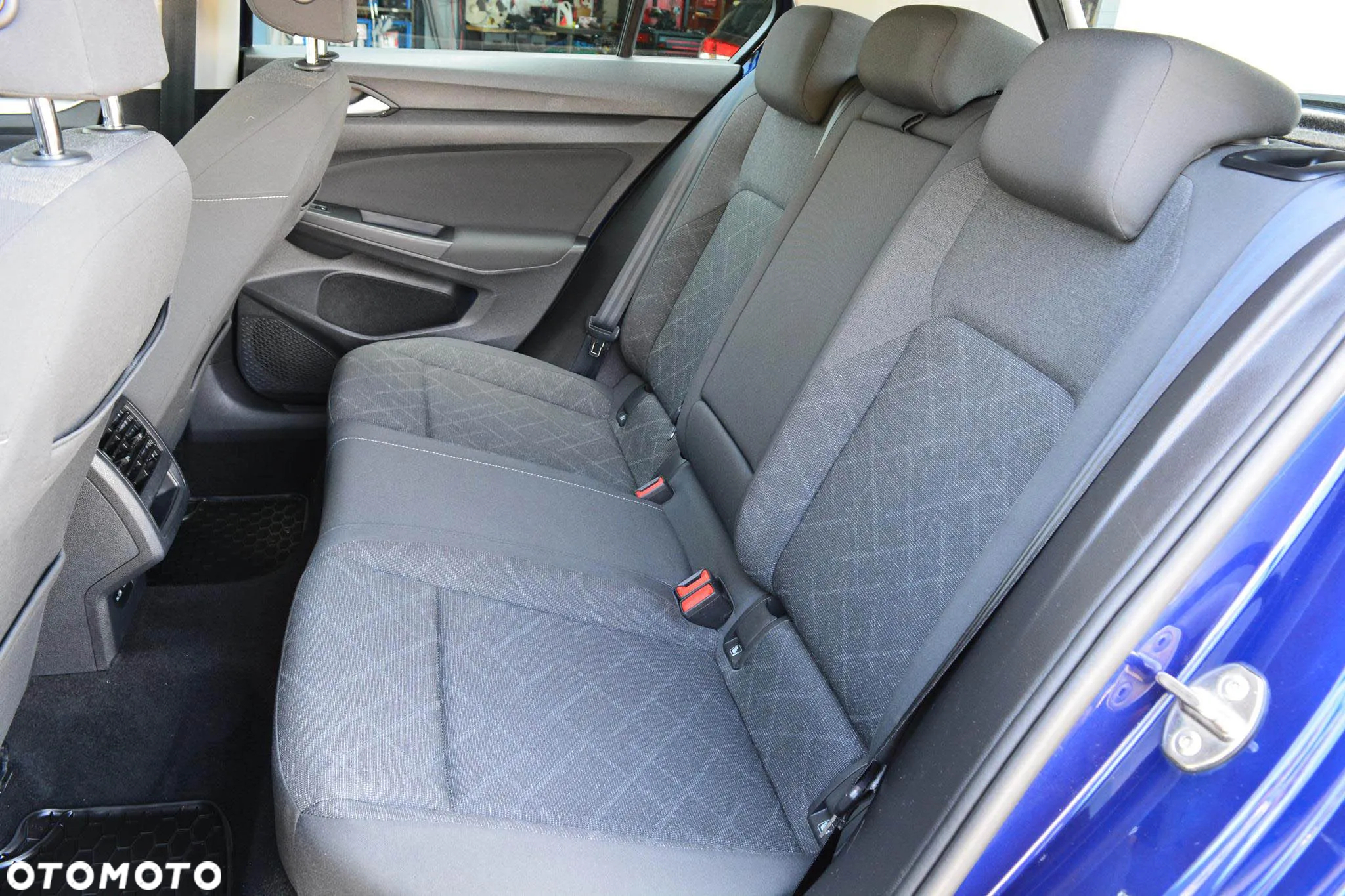 Volkswagen Golf VIII 1.5 TSI EVO Life - 33