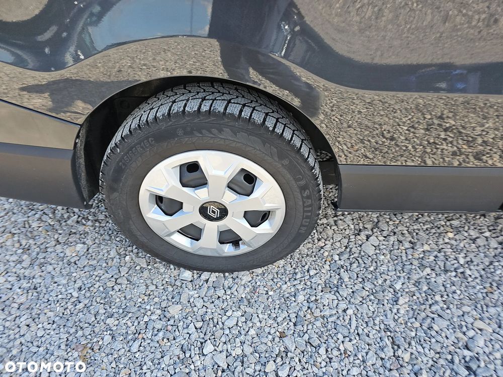 Renault Trafic - 25