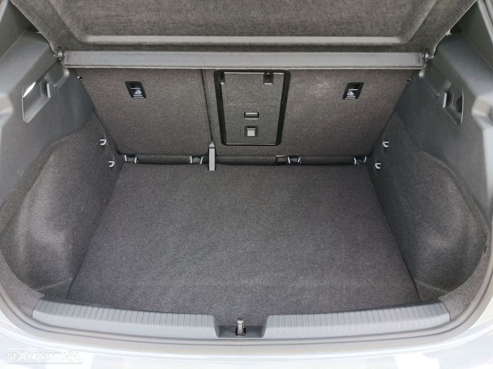 VW ID.3 59 kWh Pro Urban - 11