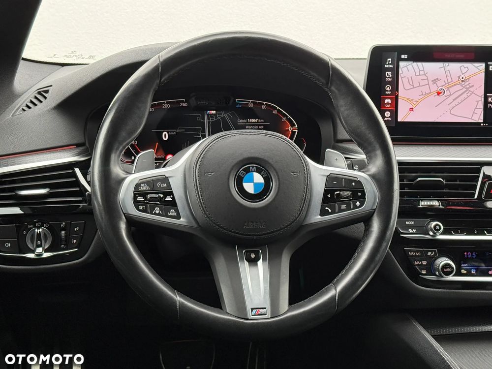 BMW Seria 5 520d xDrive M Sport Edition - 18