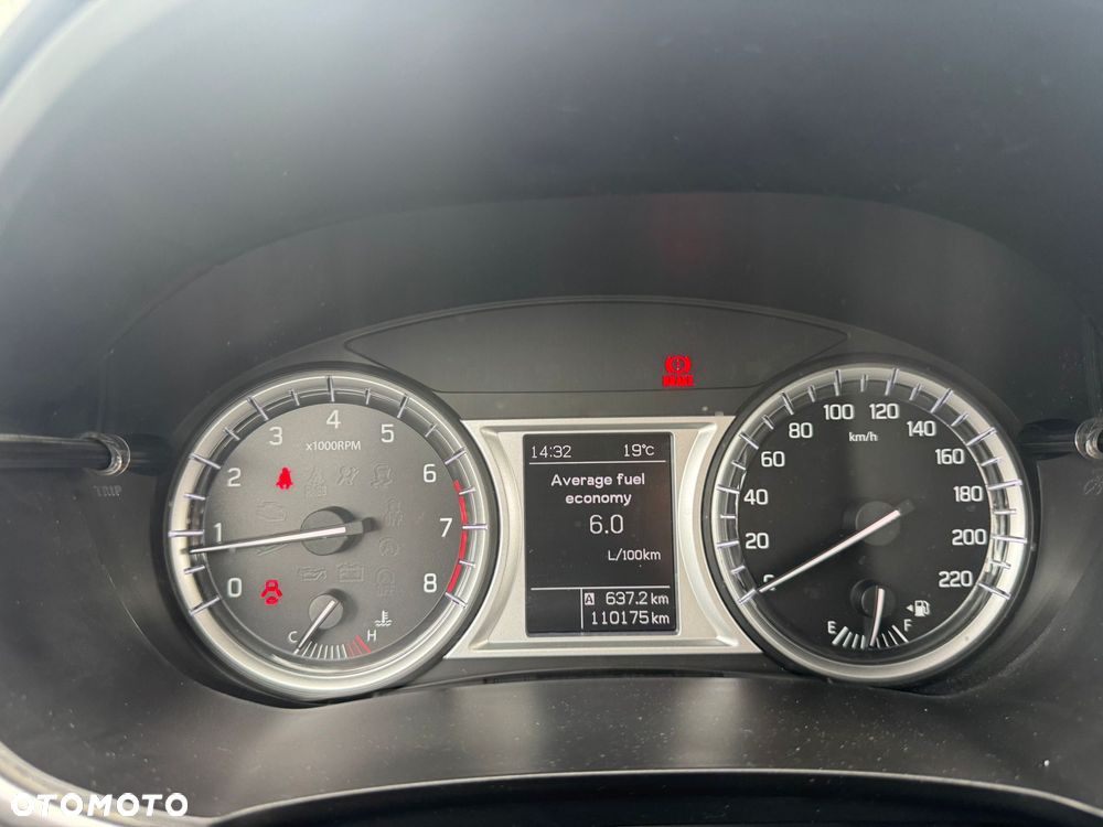 Suzuki Vitara 1.6 Comfort 2WD - 10