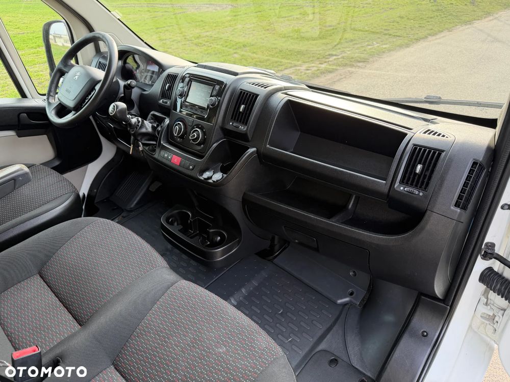 Peugeot Boxer * 2.0 / 130KM * L2H2 * Furgon / Blaszak * Średni / Podwyższany * - 34