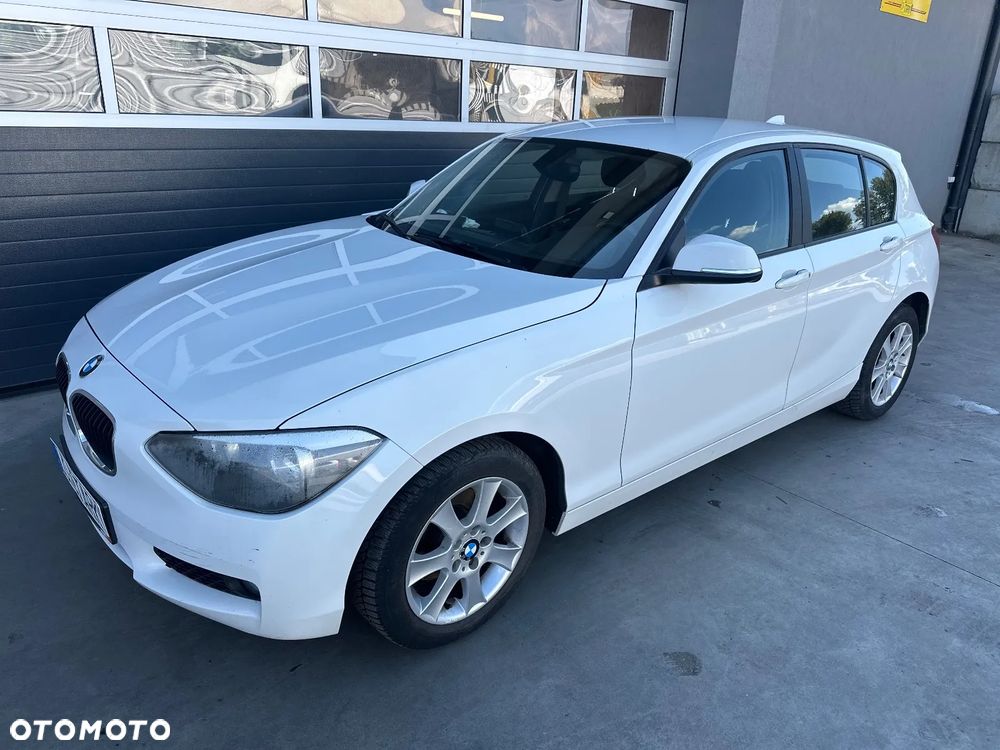BMW Seria 1 116i - 3