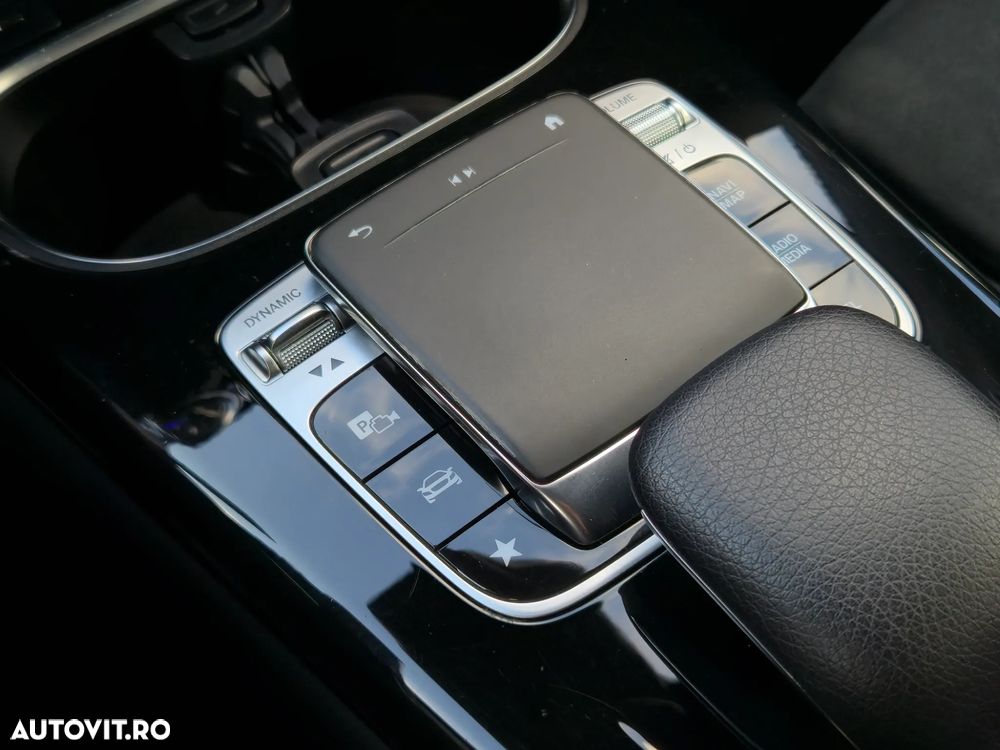 Mercedes-Benz CLA 220 4Matic 8G-DCT AMG Line Advanced Plus - 15