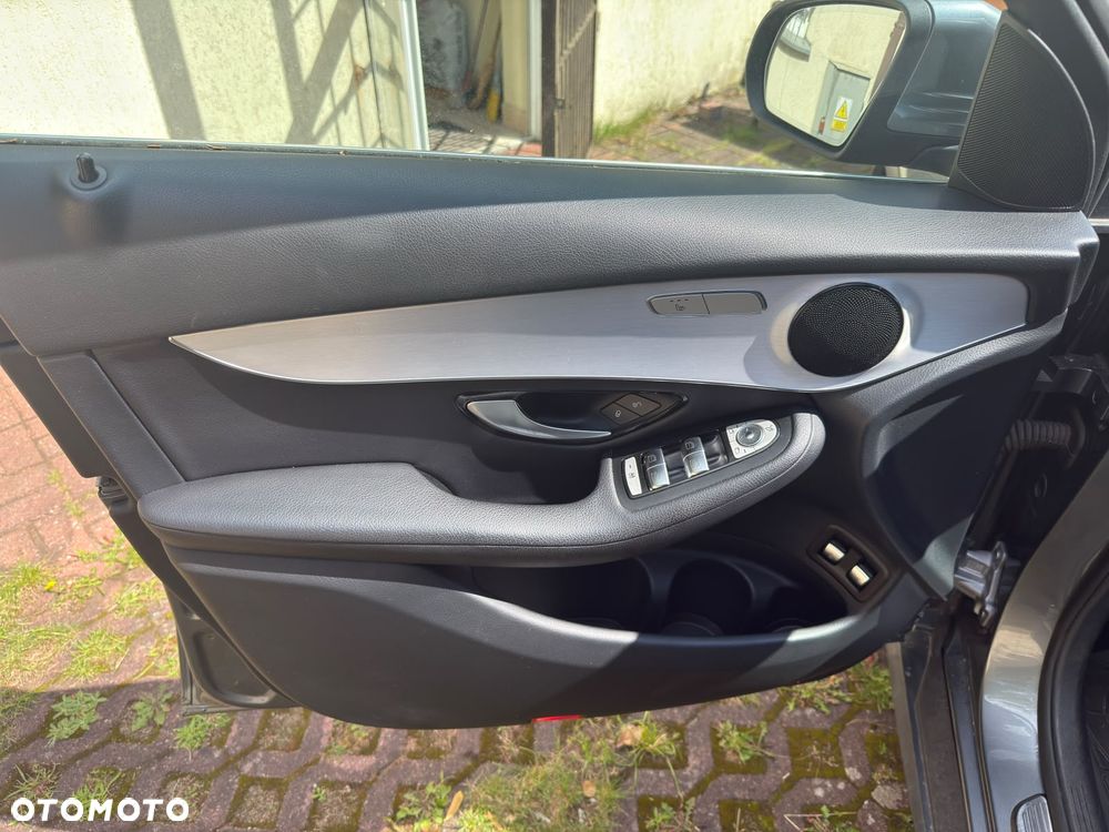 Mercedes-Benz GLC 220 d 4-Matic - 8