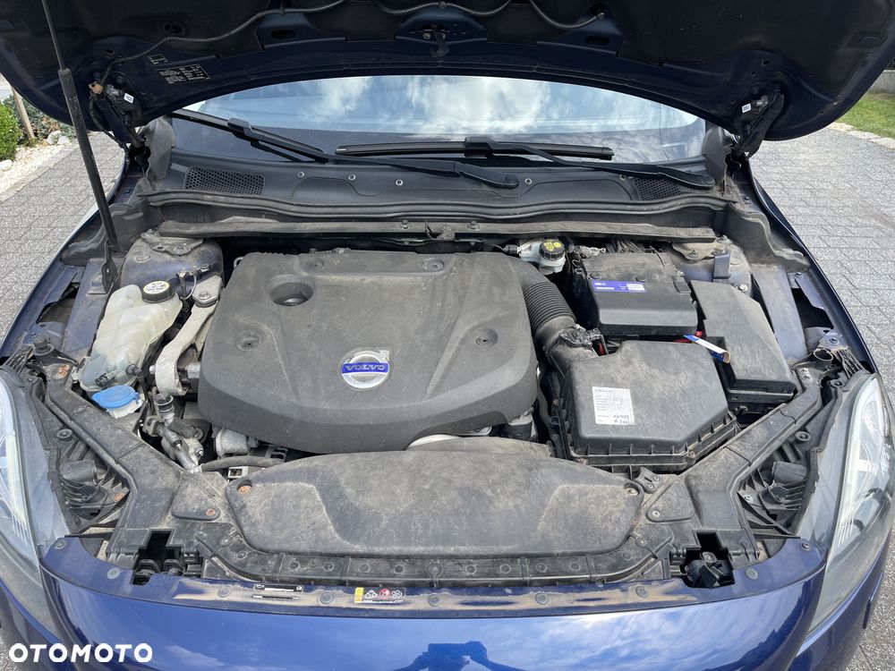 Volvo V40 D4 Drive-E Ocean Race - 26