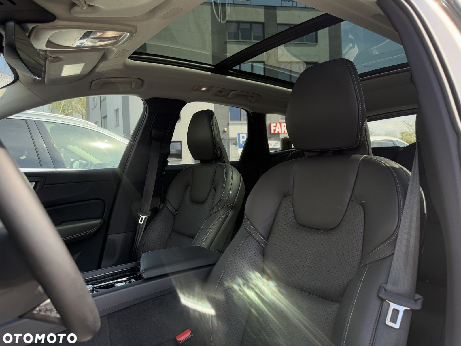 Volvo XC 60 - 25