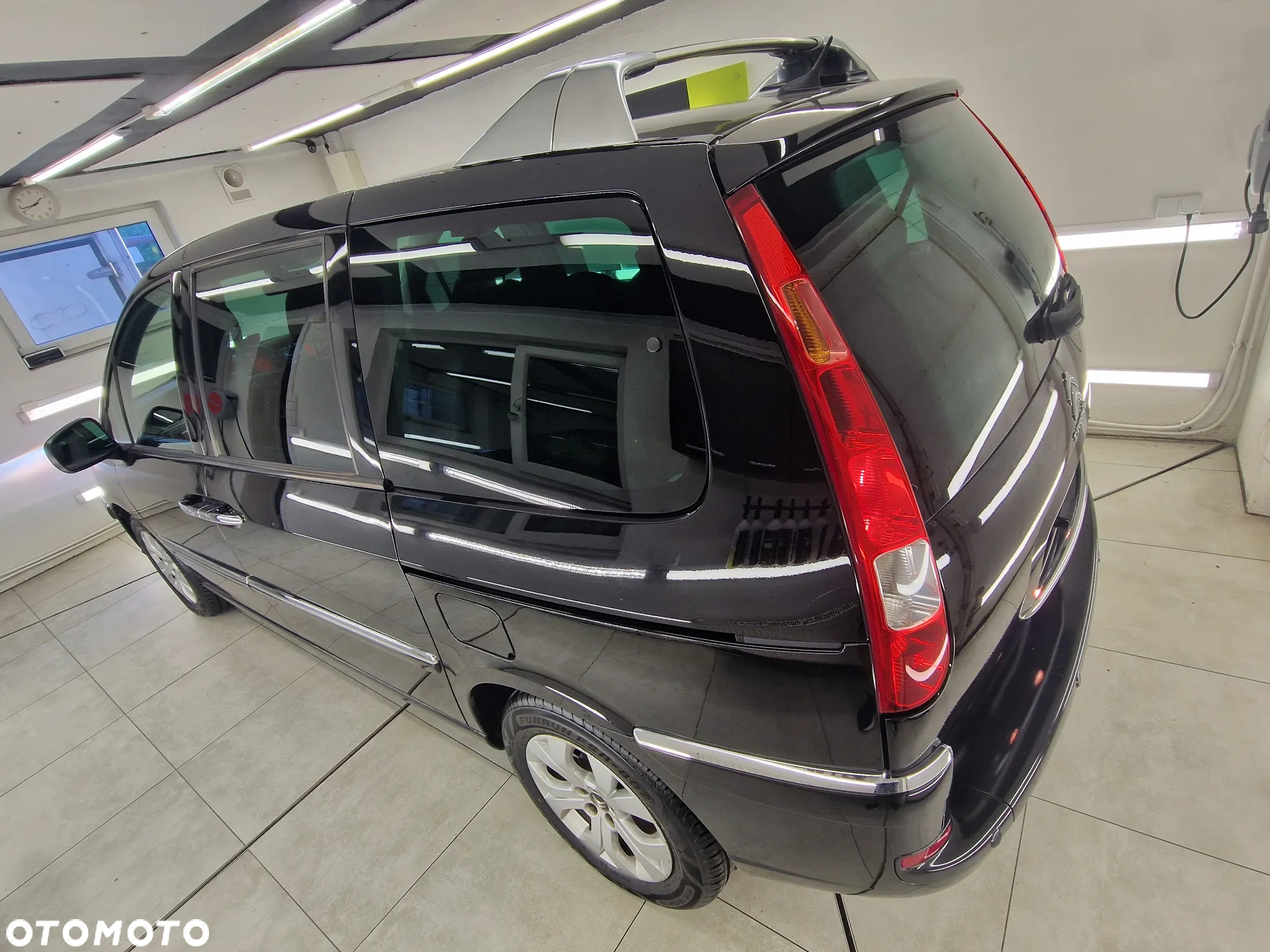 Citroën C8 2.0 HDi Exclusive EU5 - 7