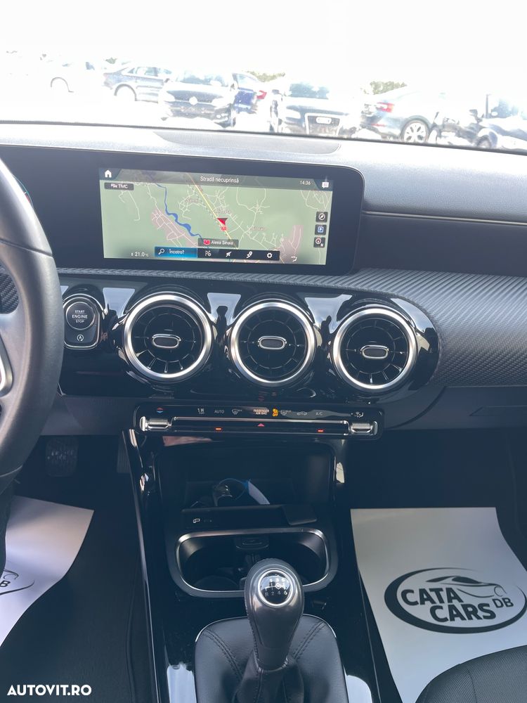 Mercedes-Benz CLA 180 d - 35