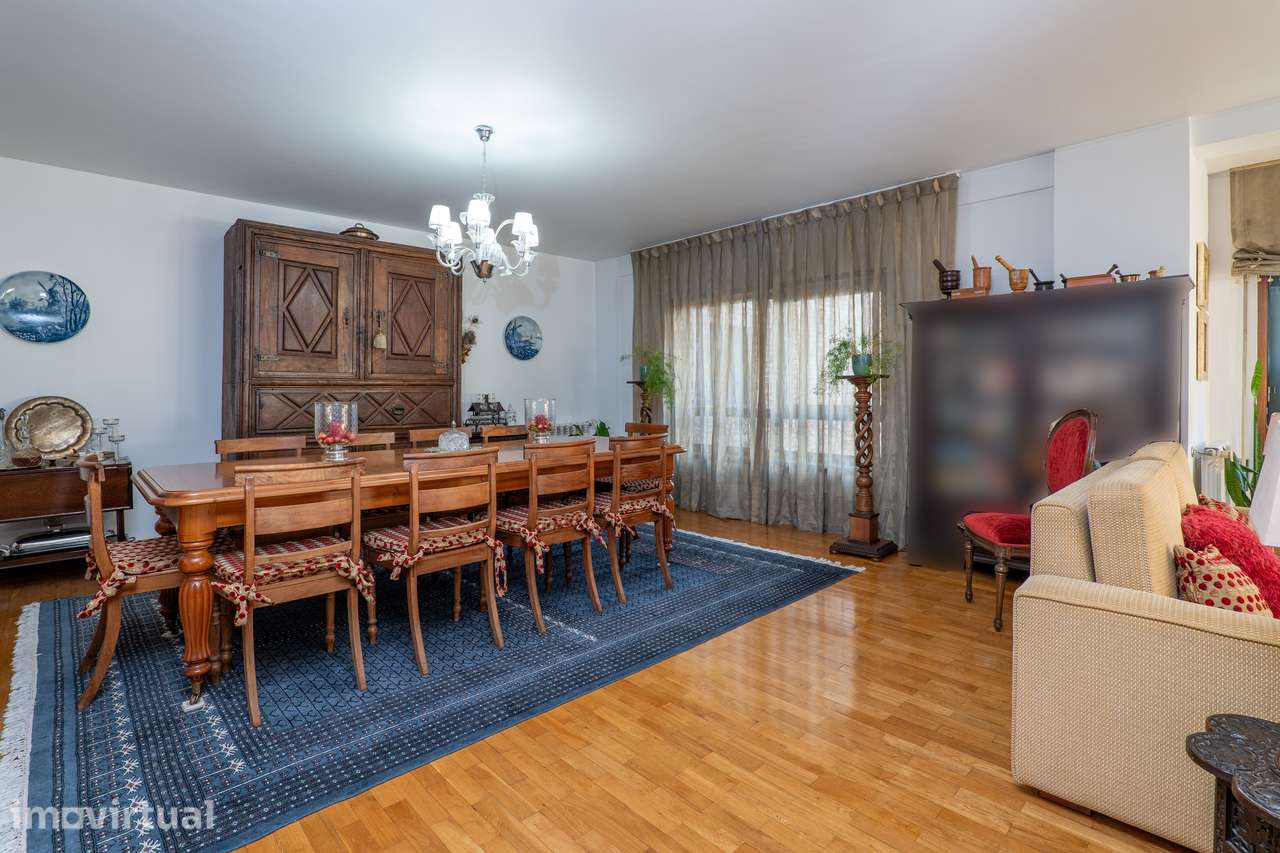 Apartamento T5 com 2 Suites e 2 Lugares de Garagem em Matosinhos - Grande imagem: 5/29