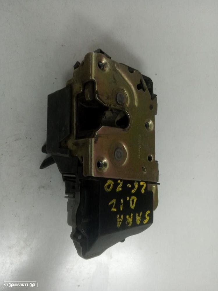 FECHADURA PORTA FRONTAL ESQUERDA CITROEN XSARA 2001 - - 4