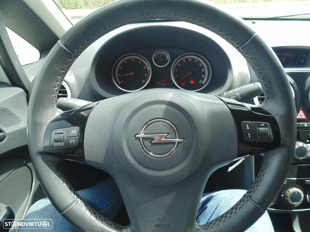 Opel Corsa 1.2 Black Edition 129g - 23