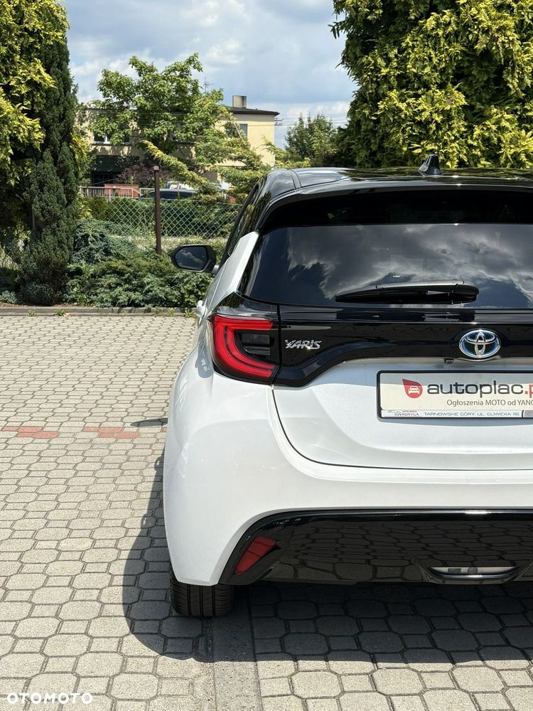 Toyota Yaris - 13