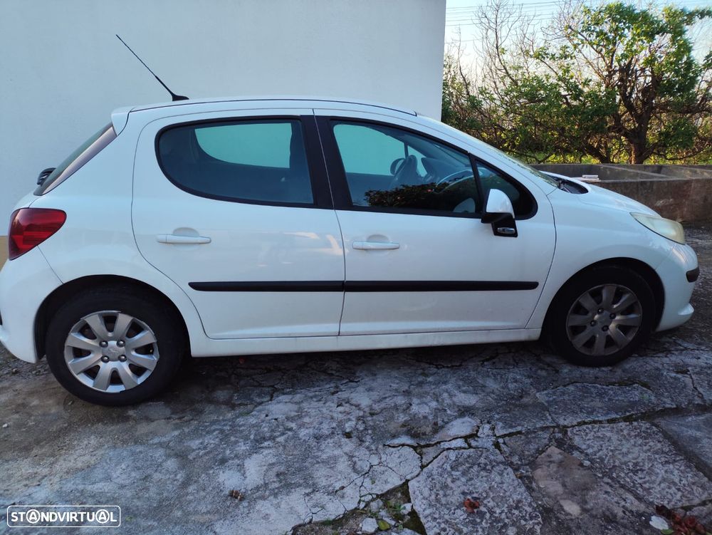 Peugeot 207 1.4 HDi Urban - 7