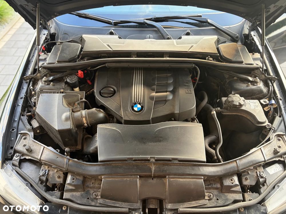 BMW Seria 3 320d - 9