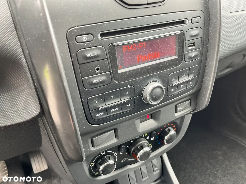 Dacia Duster 1.6 Ambiance - 32