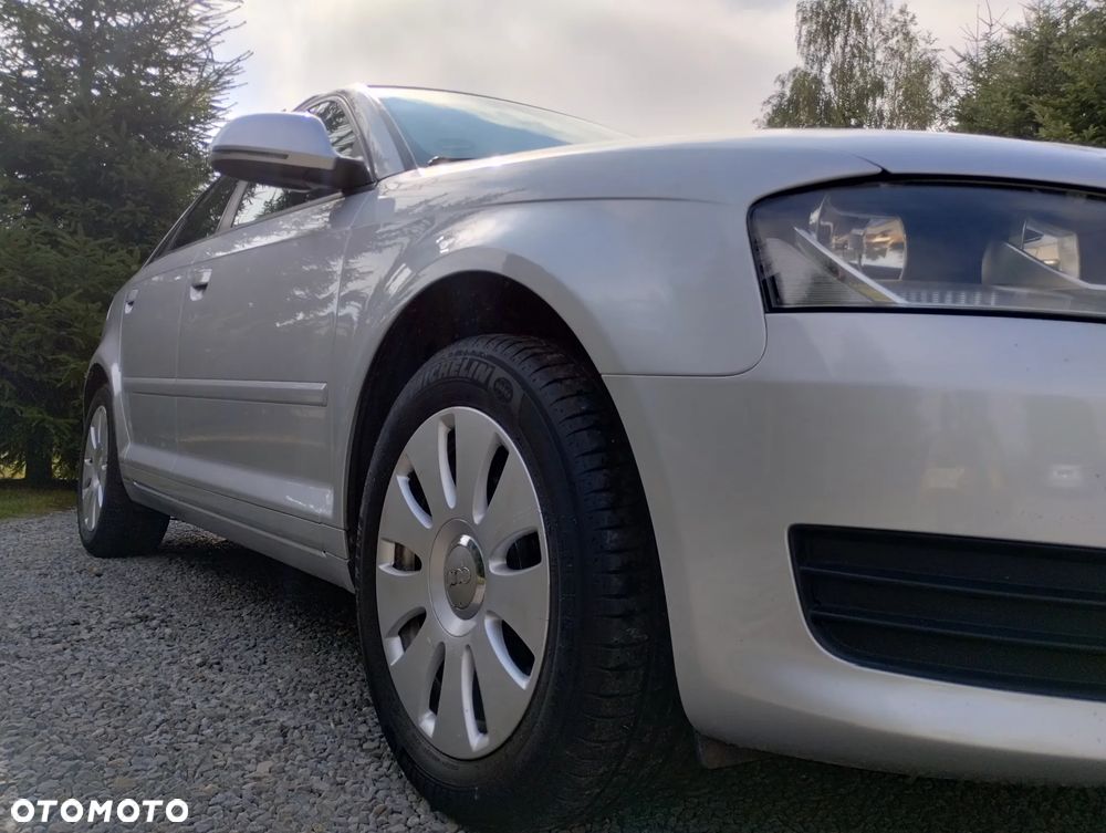 Audi A3 Sportback - 6